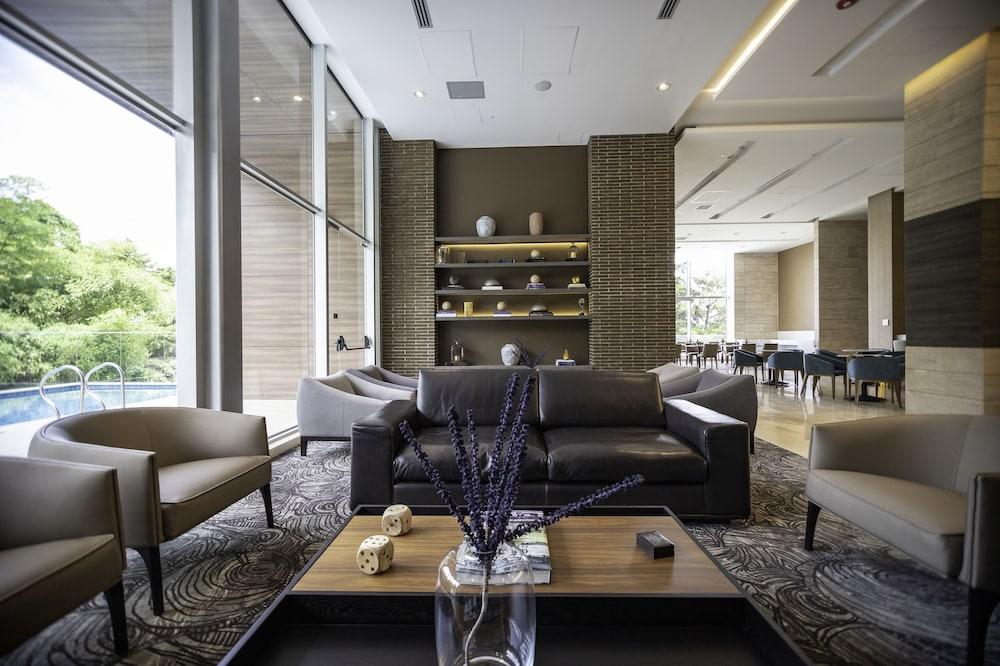 Estelar La Torre Suites Medellín Exteriör bild