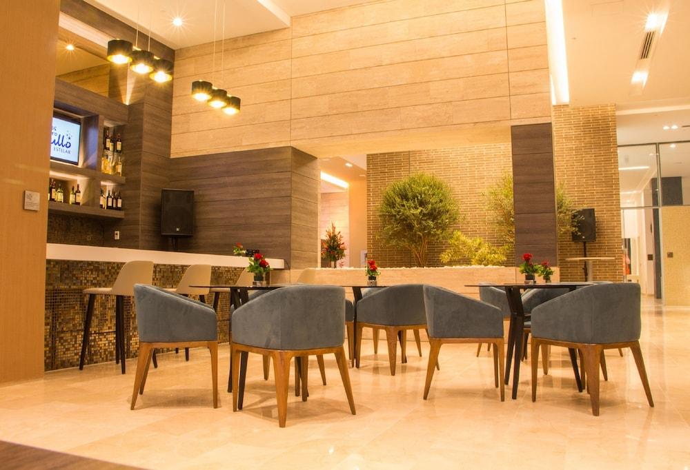 Estelar La Torre Suites Medellín Exteriör bild
