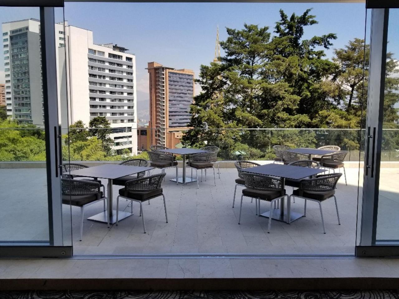 Estelar La Torre Suites Medellín Exteriör bild