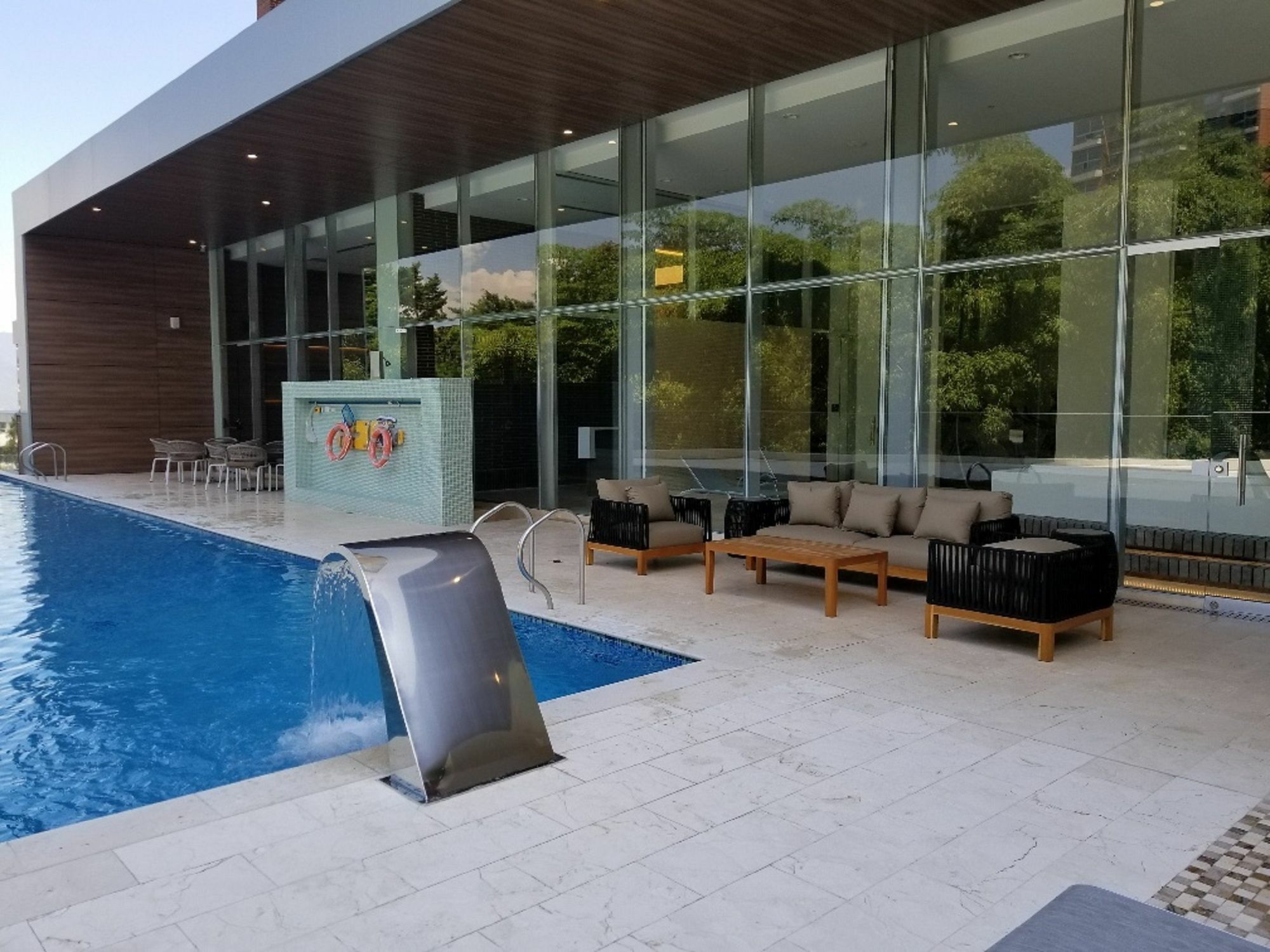 Estelar La Torre Suites Medellín Exteriör bild